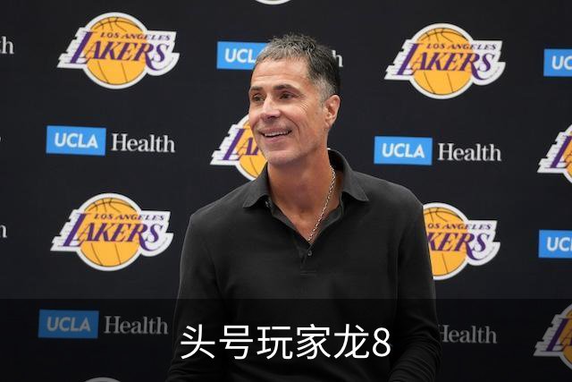 头号玩家龙8公司形象图